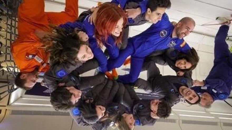 De estudiante en el Liceo a astronauta por un día, el joven de A Coruña que voló sin gravedad: "Desde el espacio, no se ven diferencias en la humanidad"