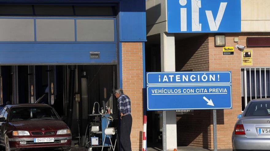 Instalaciones de una ITV en València.