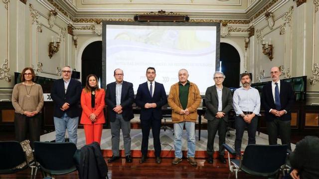 Participantes en el seminario en la Diputación.   | // FDV