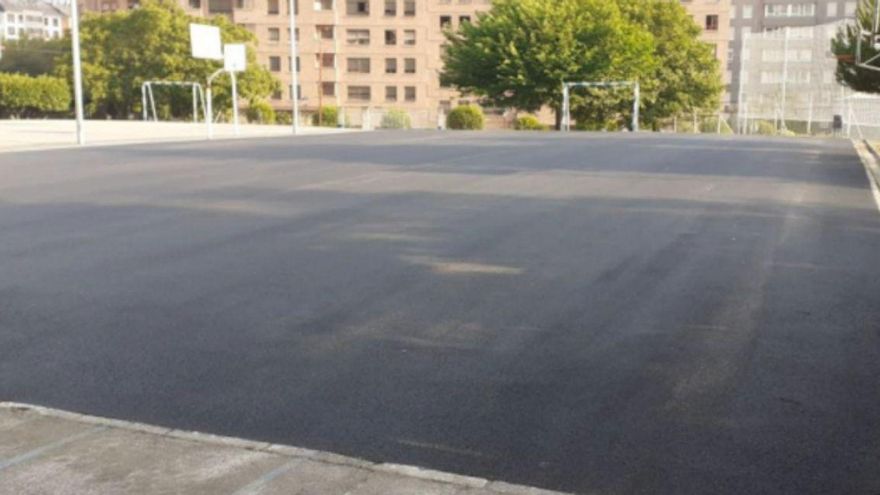 Una veintena de colegios de Oviedo inicia el curso con sus patios, aulas y cubiertas remodeladas