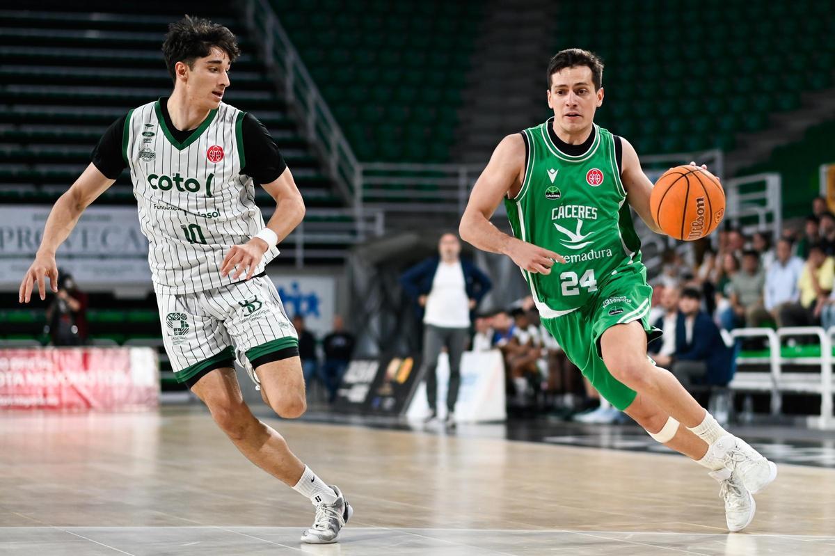 Fotogalería | Las imágenes del Cáceres - Coto Córdoba