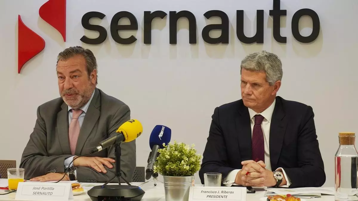 La producción mundial de automóviles caerá 1,5 millones de unidades en 2025
