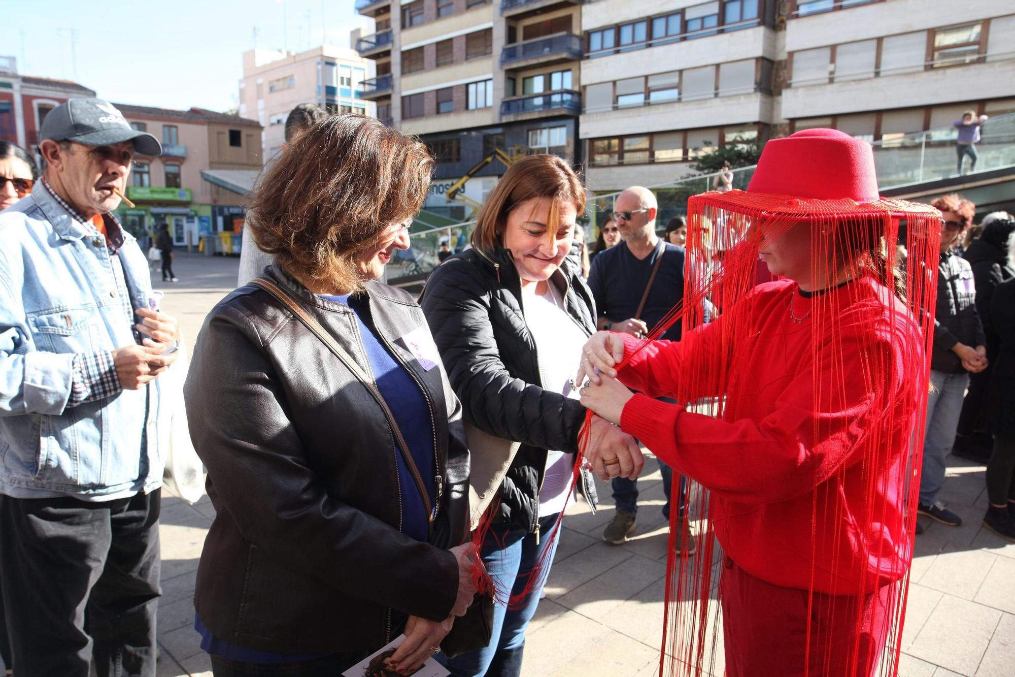 Vila-real se moviliza contra la violencia de género al grito de «Ni una más»