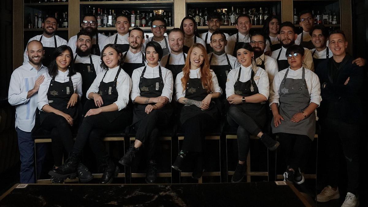 El equipo de Handshake, la mejor coctelería del mundo del 2024.