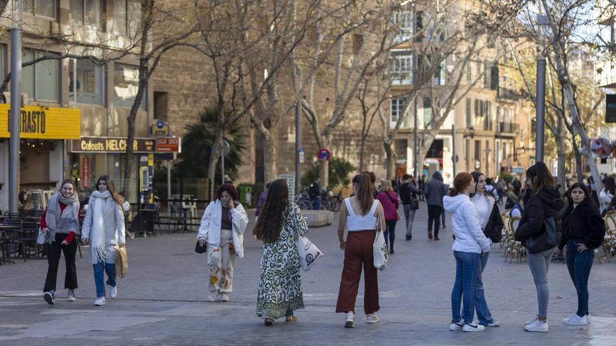 Bebidas energéticas, una bomba excitante que consumen habitualmente los adolescentes en Baleares