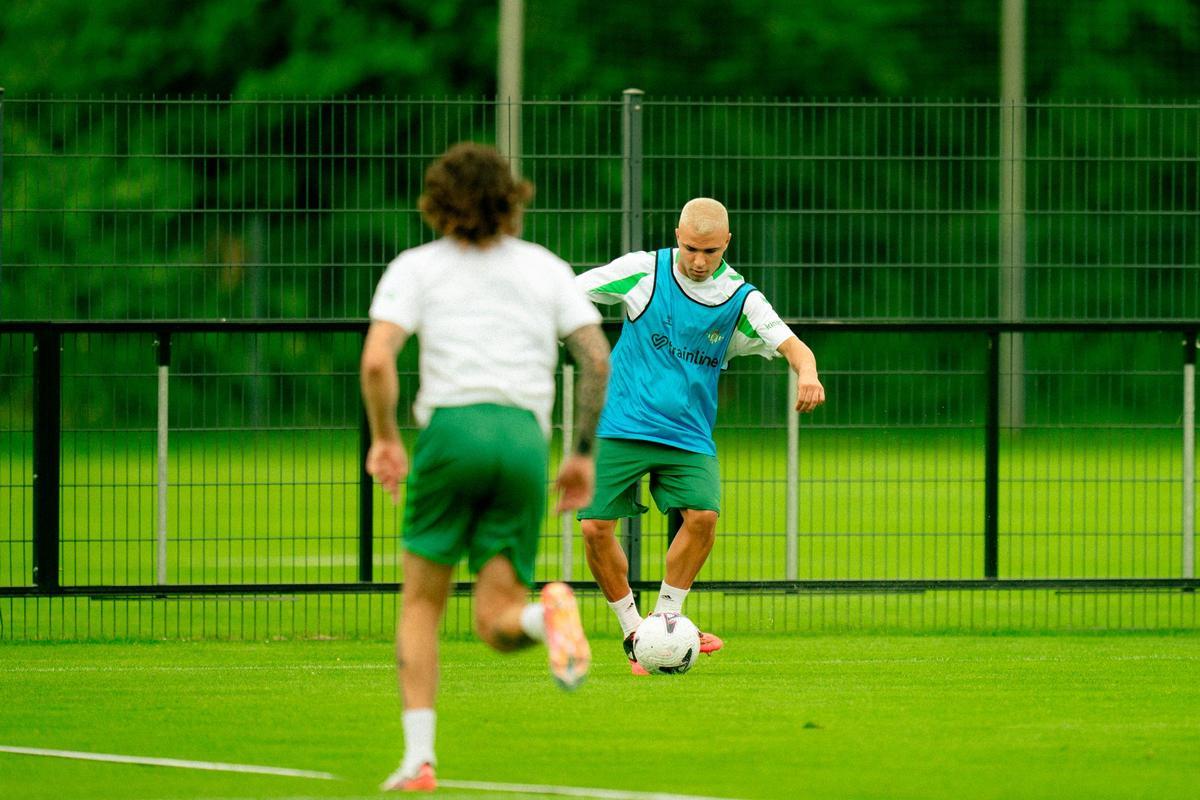 Pablo García, durante el primer día de pretemporada del Betis en Alemania