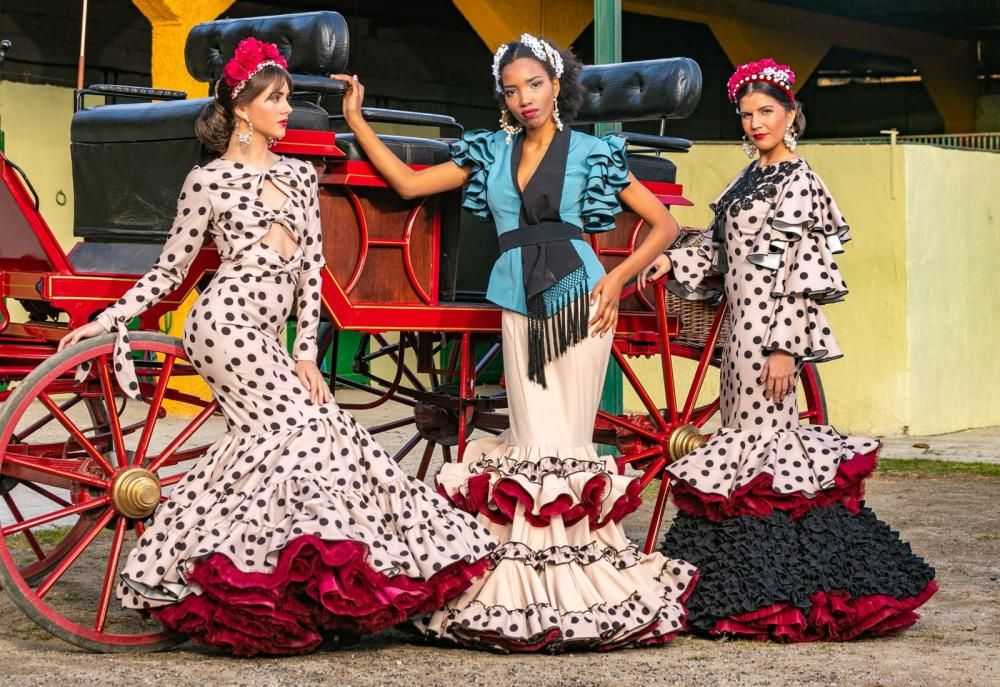 ROCÍO MONSERRAT.  El estilo tradicional flamenco de raíces auténticas andaluzas, se ven reflejadas en A pastora, una nueva colección en la que tampoco se pierde lo elegante y lo sofisticado de este encanto.