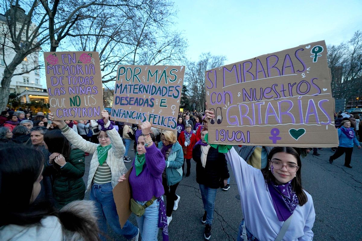 Imágenes de la manifestación feminista en Madrid