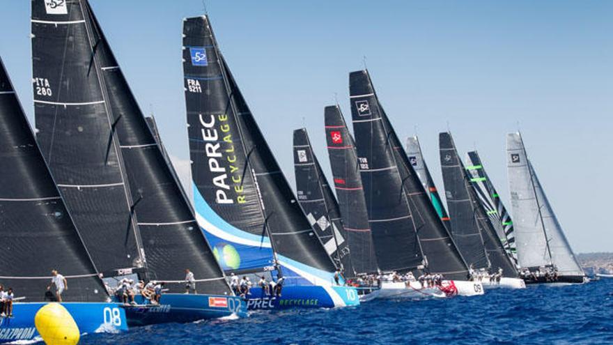 Entrenamientos en la bahía de Palma para la disputa de la Copa.