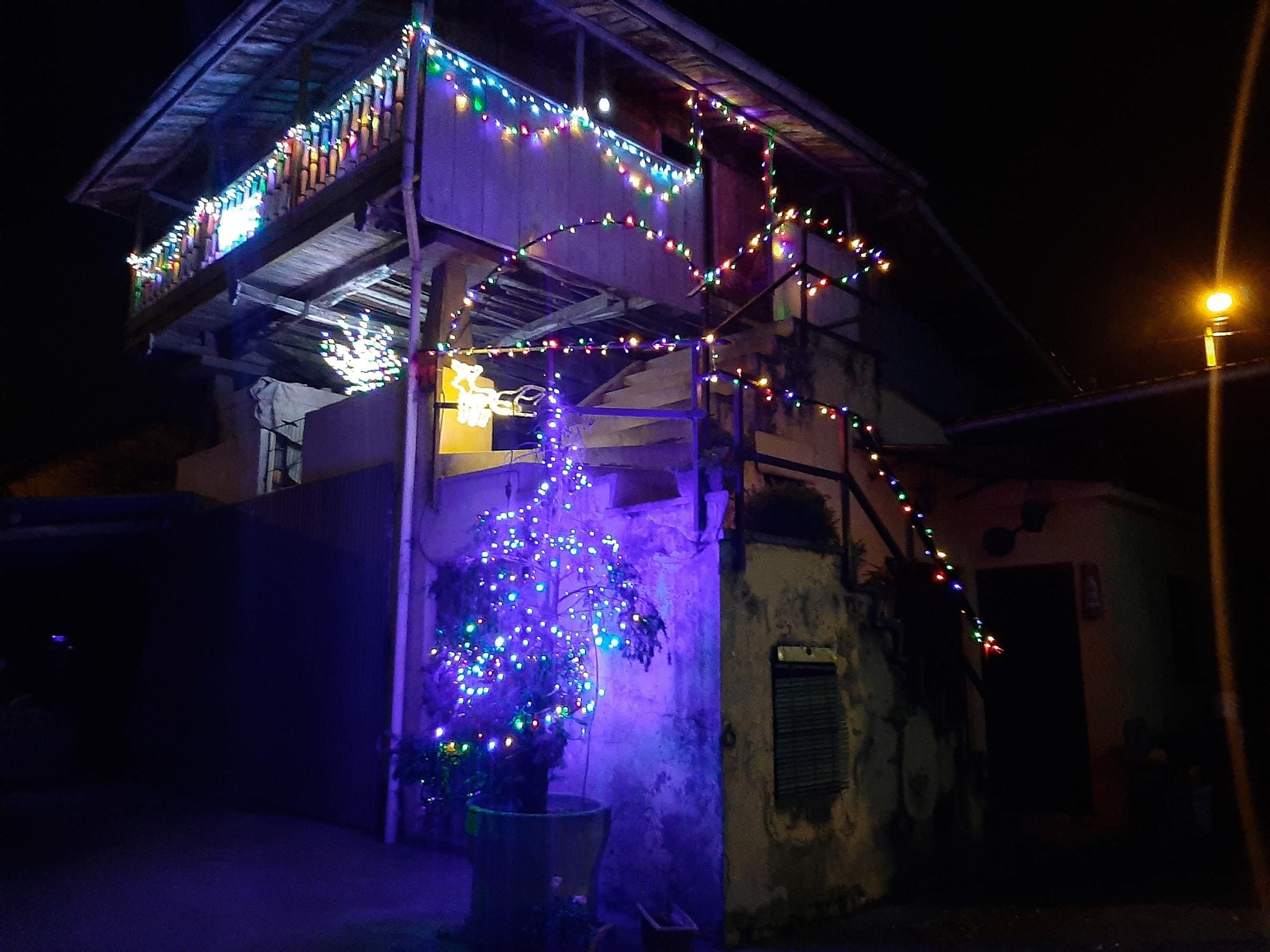 Así brilla Ables en Navidad: la decoración de sus casas, en imágenes