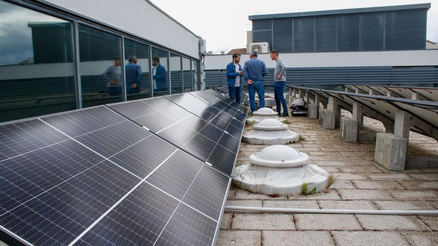 Una sola empresa aspira a diseñar las bases de la futura comunidad energética de A Illa