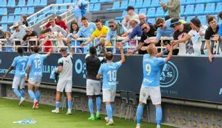 La UD Ibiza estará arropada por 250 aficionados celestes en el derbi ante el Atlético Baleares