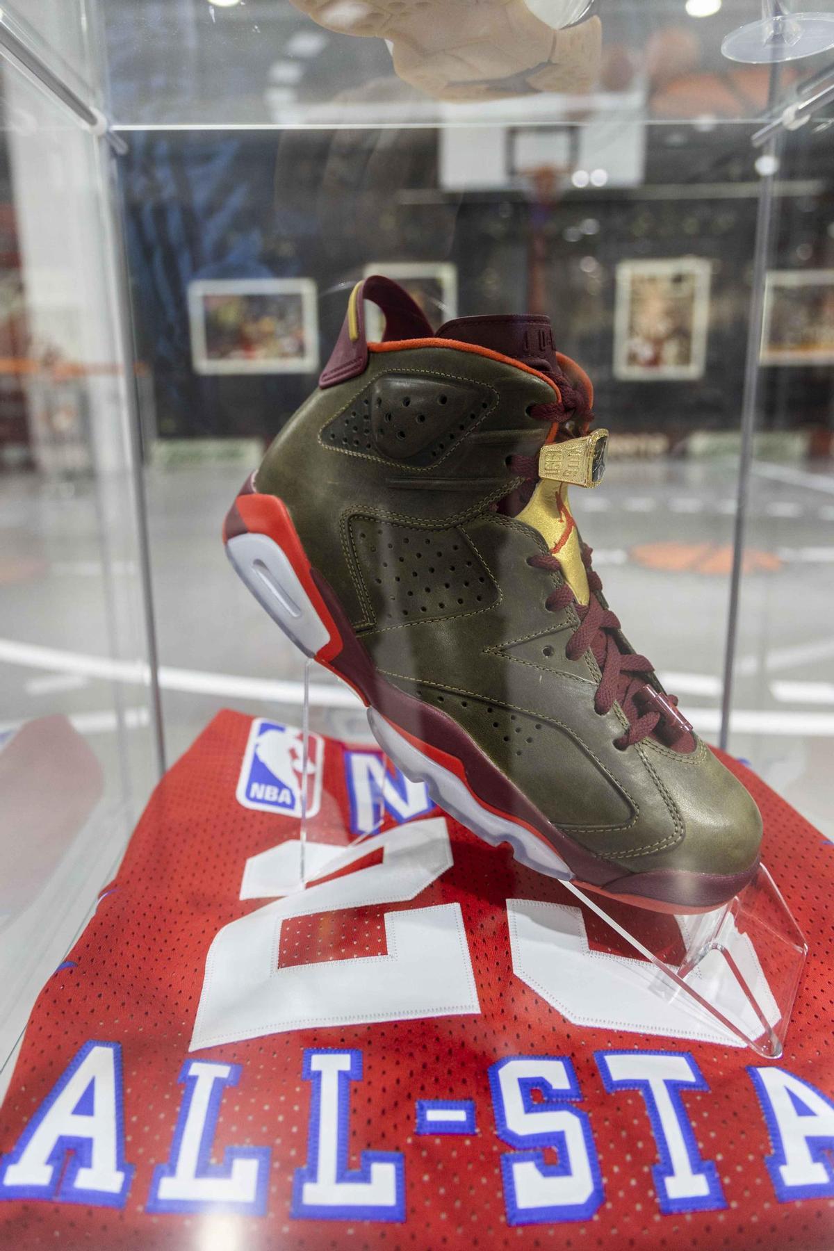 Michael Jordan aterriza en València