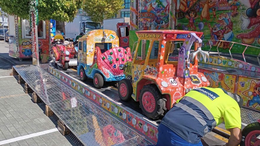 Fiestas de O Milladoiro: Ames precinta dos atracciones de feria por fallos de seguridad
