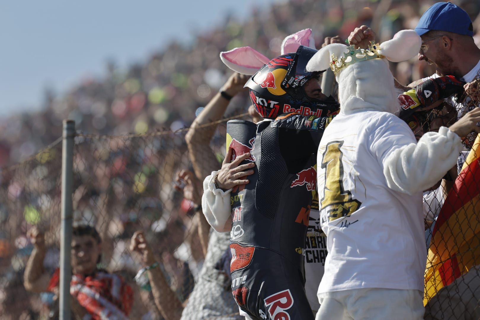 Ambiente en Cheste en la segunda jornada del Gran Premio de Valencia