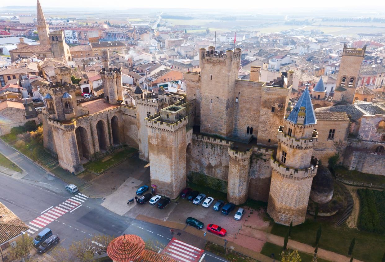 Vista aérea del Real Palacio de Olite, Navarra, España