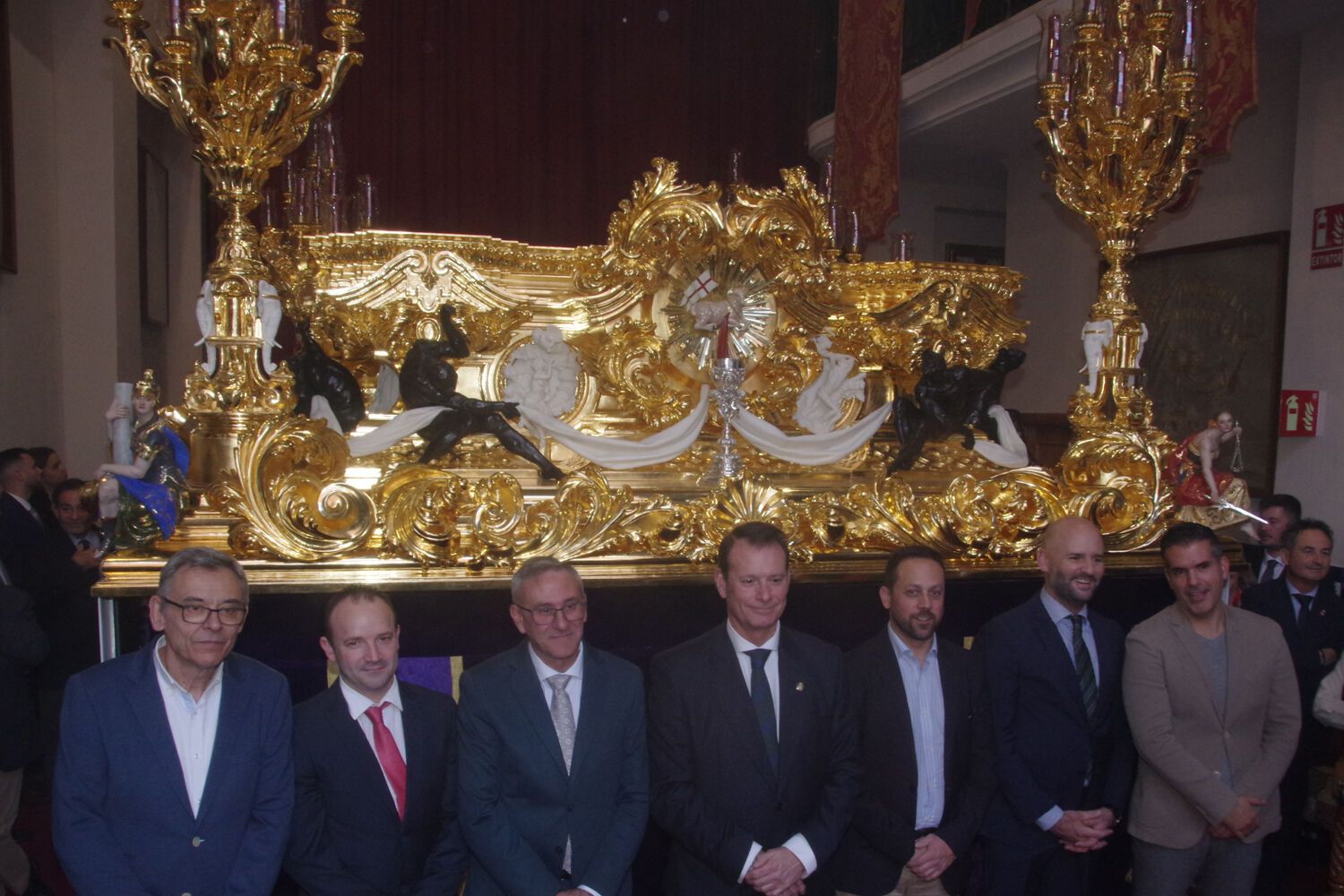 Presentación del nuevo trono del Señor de la Sentencia
