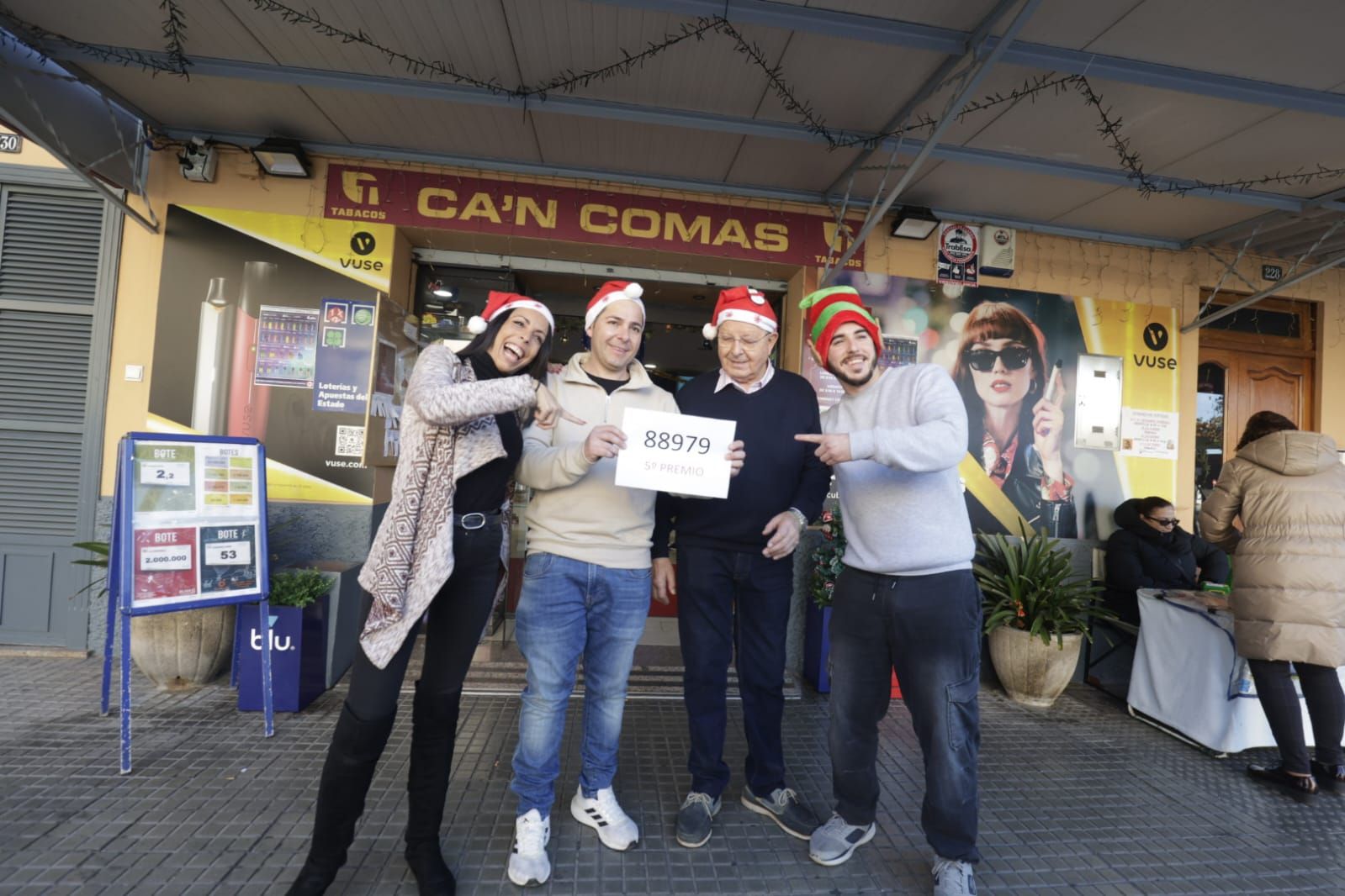 Así celebra Mallorca los quintos premios de la Lotería de Navidad