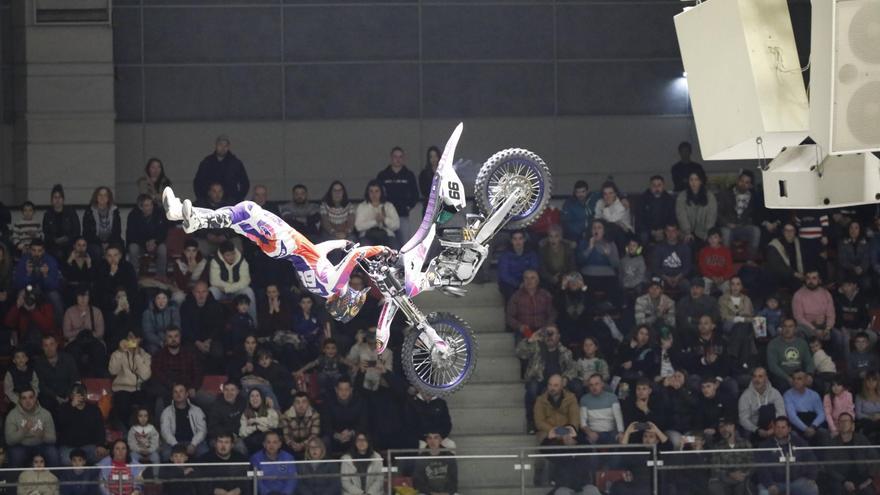 &quot;Mincha&quot; gana a sus maestros en el freestyle de Gijón