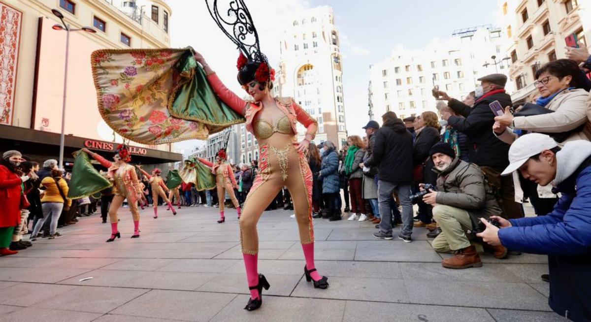 Torrevieja triunfa con su Carnaval en Madrid | FIRMA FOTÓGRAFO