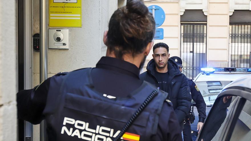 Un hombre admite que mató a tiros a otro en un ajuste de cuentas en Alicante y la fiscal baja de 22 a 10 años su petición de condena