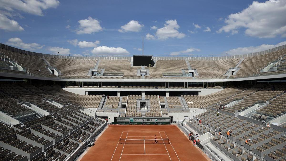 Nadal se queda sin estrenar el techo de Roland Garros