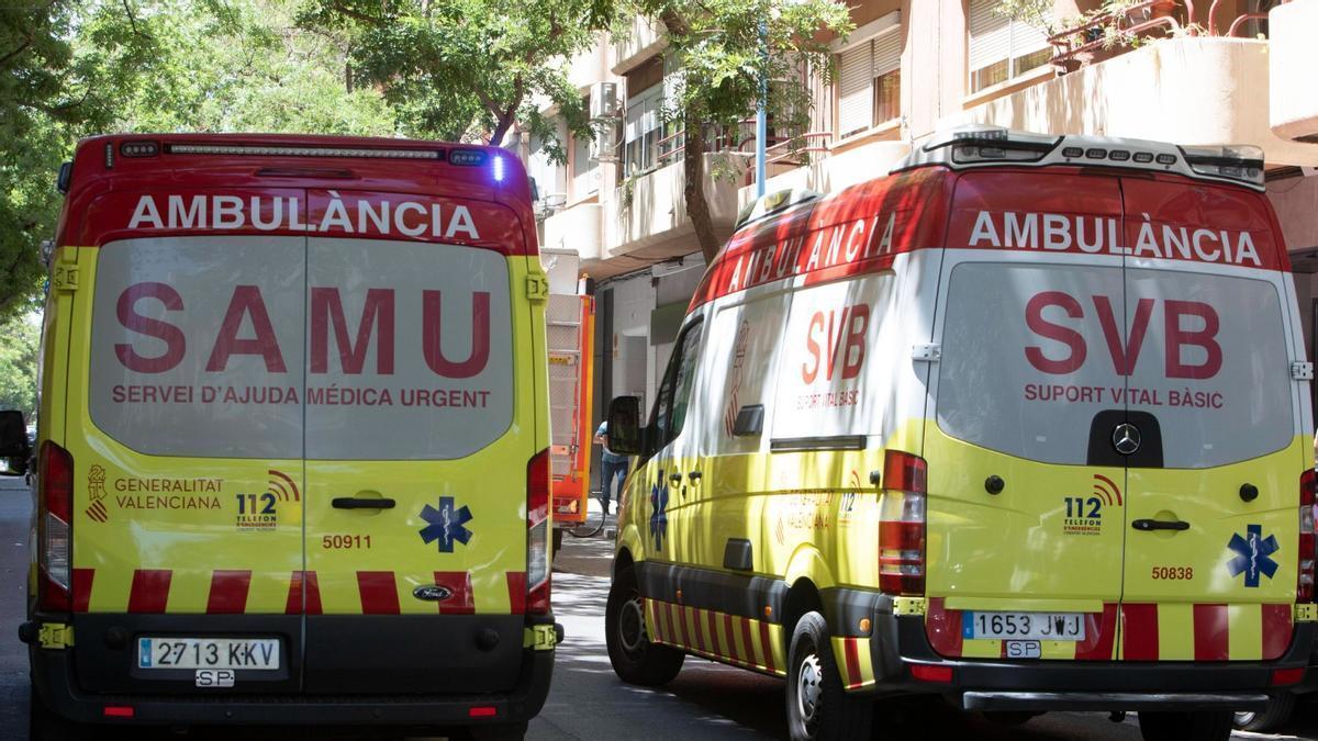 Dos ambulancias en una imagen de archivo.