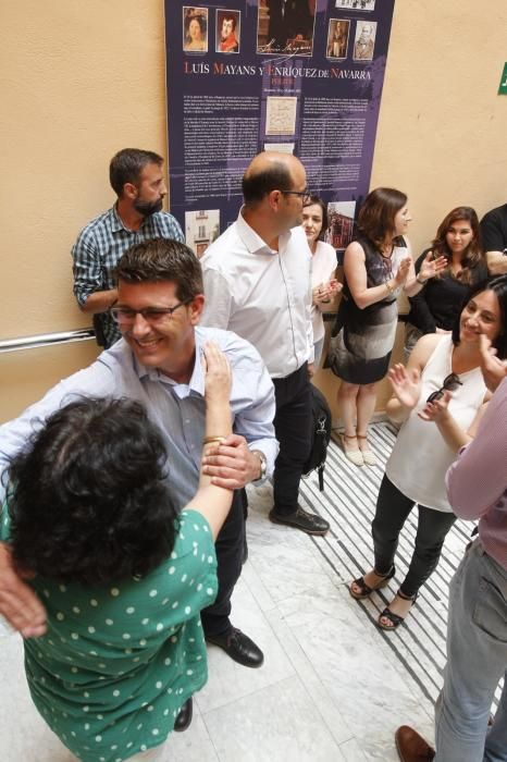 Jorge Rodriguez entra en el Ayuntamiento de Ontinyent tras ser detenido y dejarlo el juez en libertad con cargos.