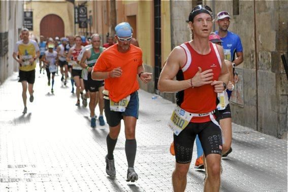 9.000 Läufer aus 49 Ländern gingen am Sonntag den 15.10. an den Start. In der Marathon Disziplin gingen die Deutschen leer aus.