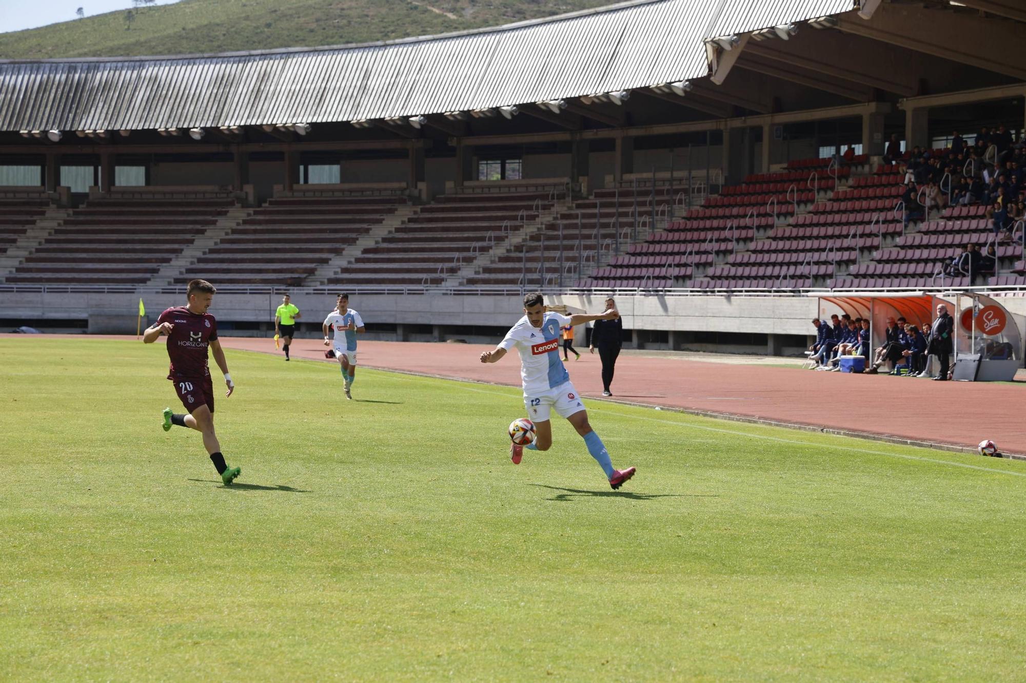 El Compos vence y continúa en la lucha por el ascenso