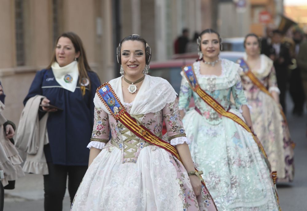 Visita de cortesía a las fallas del Port de Sagunt