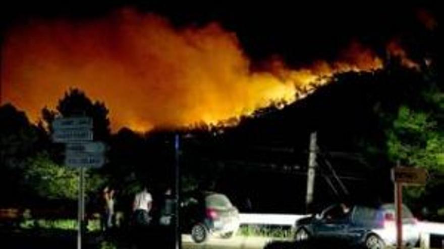 El fuego de Ibiza ha arrasado al menos el 3% de su superficie