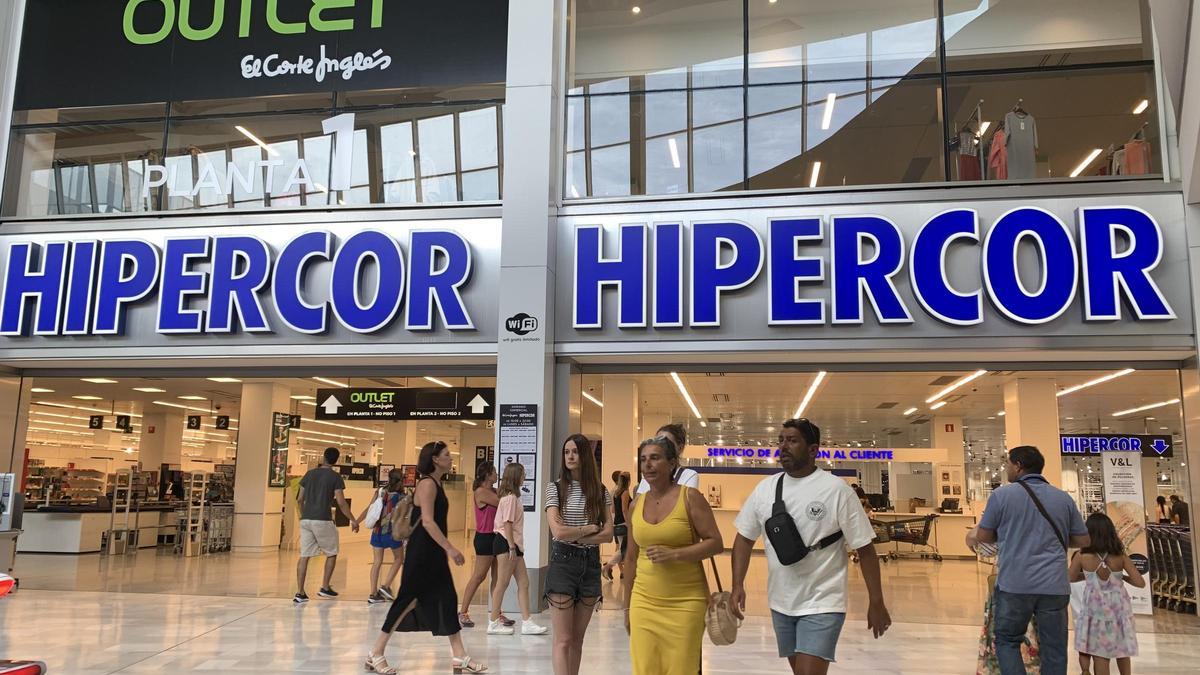 NOVEDADES EL FARO BADAJOZ Novedades en El Faro el centro comercial trabaja en la apertura de parte del espacio que ocupaba Hipercor