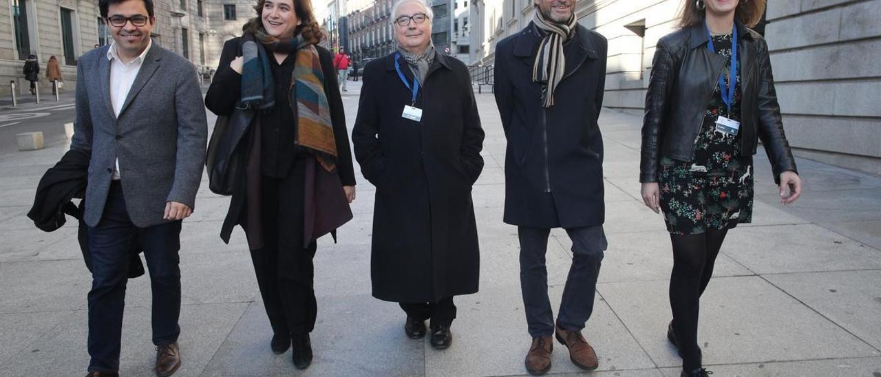 Gerardo Pisarello, Ada Colau, Manuel Castells, Jaume Asens y Jéssica Albiach, en una imagen de archivo.