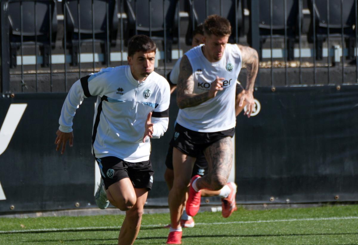 ¡Atención máxima! El entrenamiento previo en el SkyFi Castalia antes del Castellón-Almería