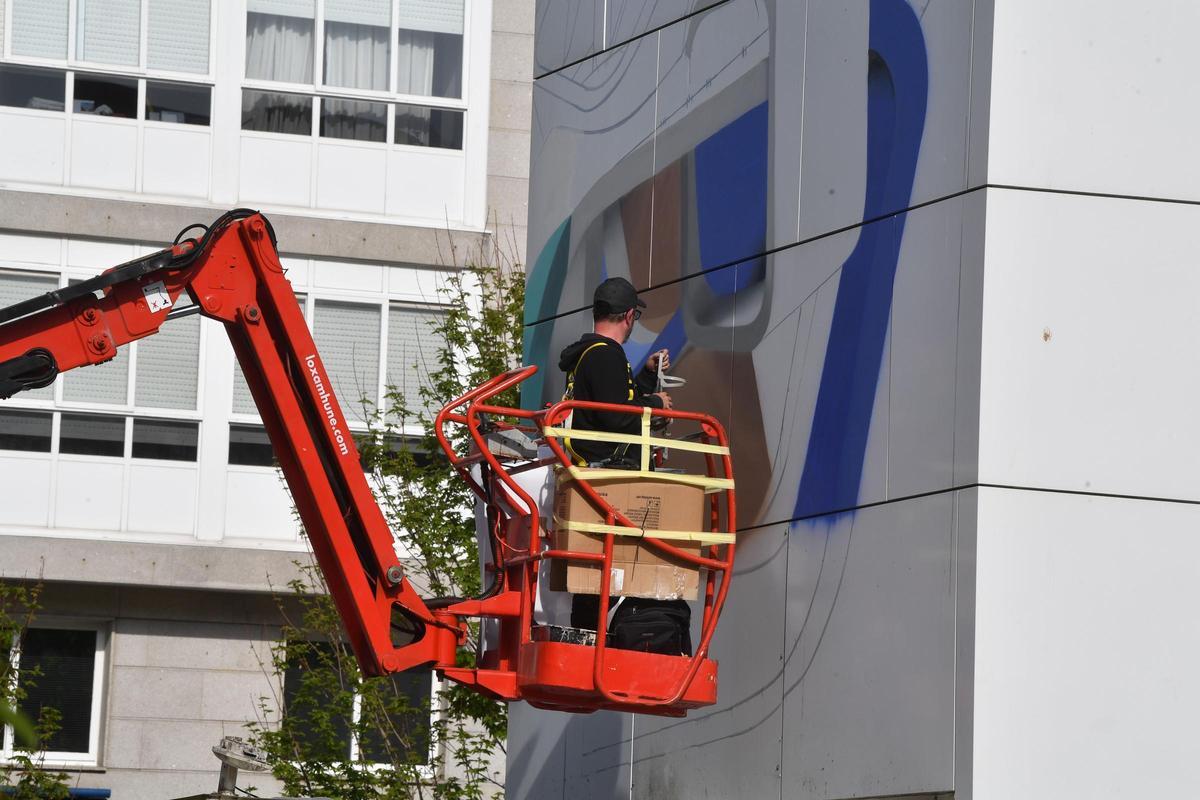 Los nuevos murales de Istmo en A Coruña Los nuevos murales de Istmo en A Coruña