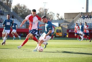 El Córdoba CF ve alejarse el 'play off' tras empatar en Algeciras