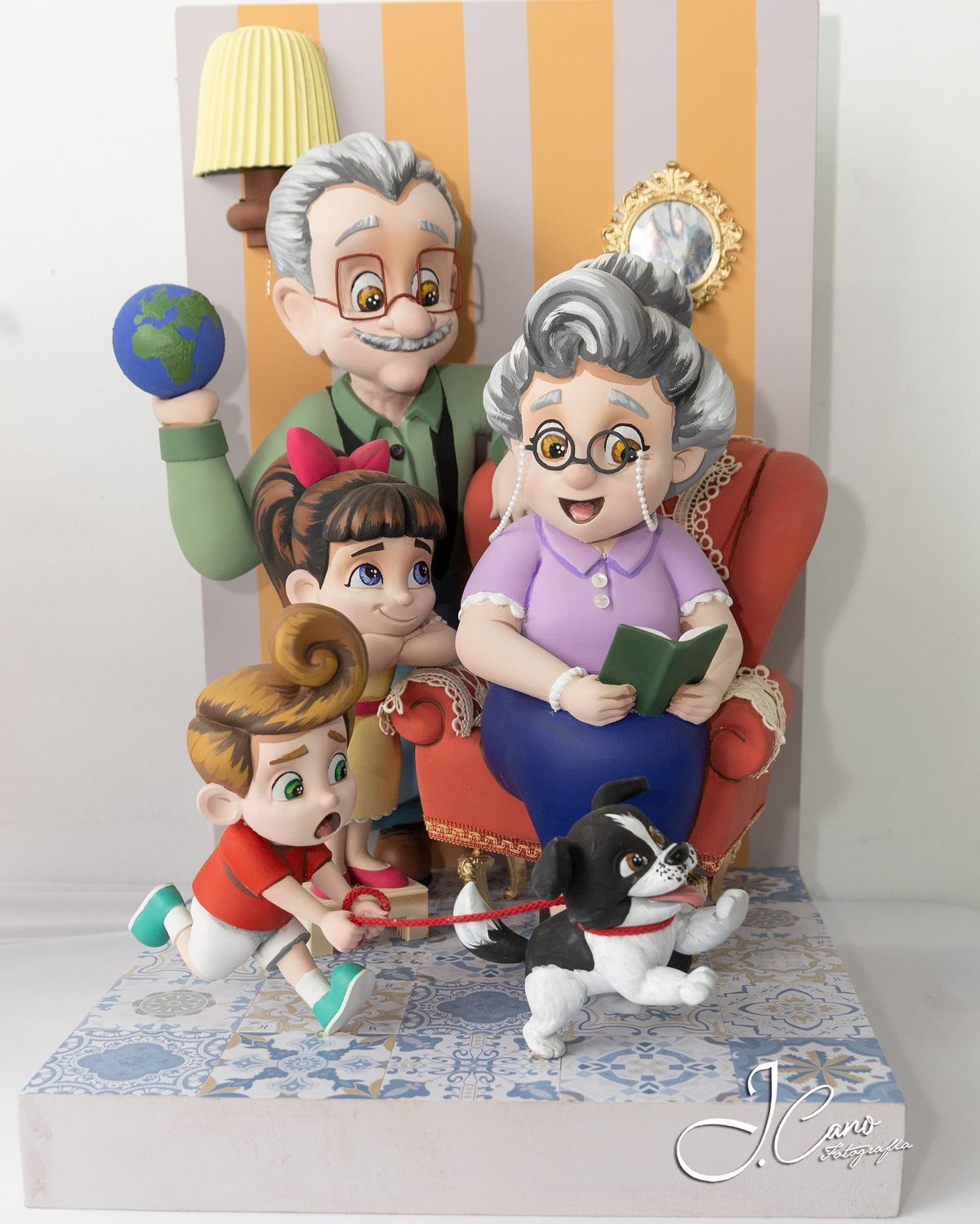 Children's pardoned doll