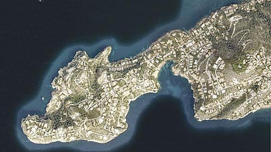 Reichlich Küste, reichlich Besiedlung: Welche Gemeinde auf Mallorca bildet diesen Wurmfortsatz?   Fotos: Google Maps