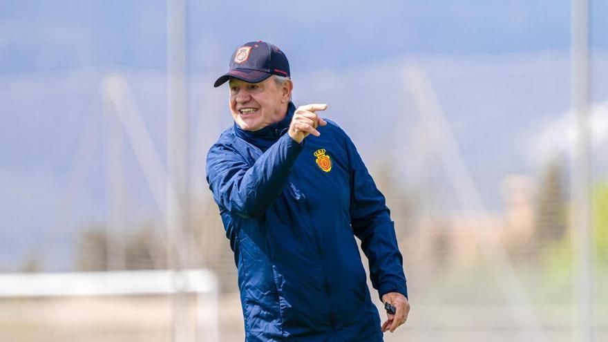 Cartulina Morada: La dictadura de Tebas