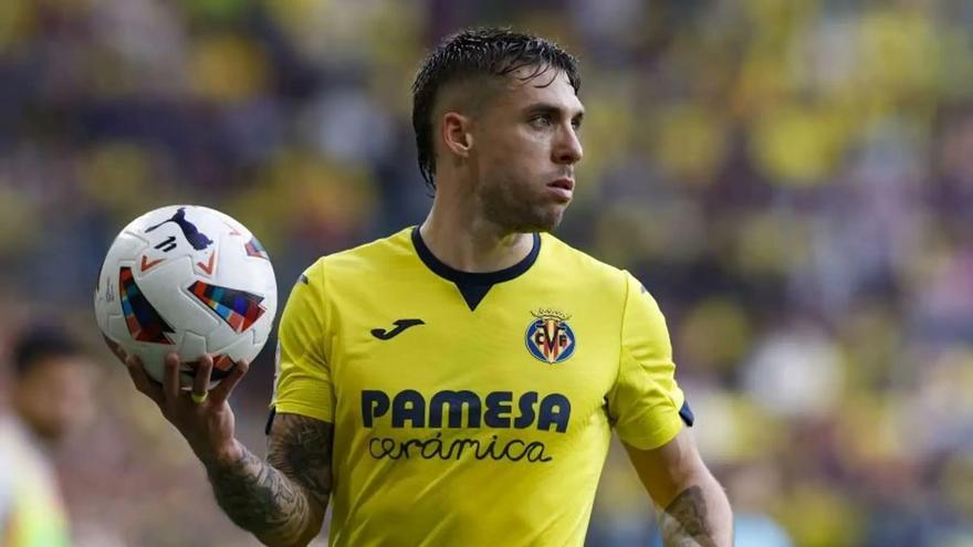 El Villarreal pendiente de la continuidad de Kiko Femenía