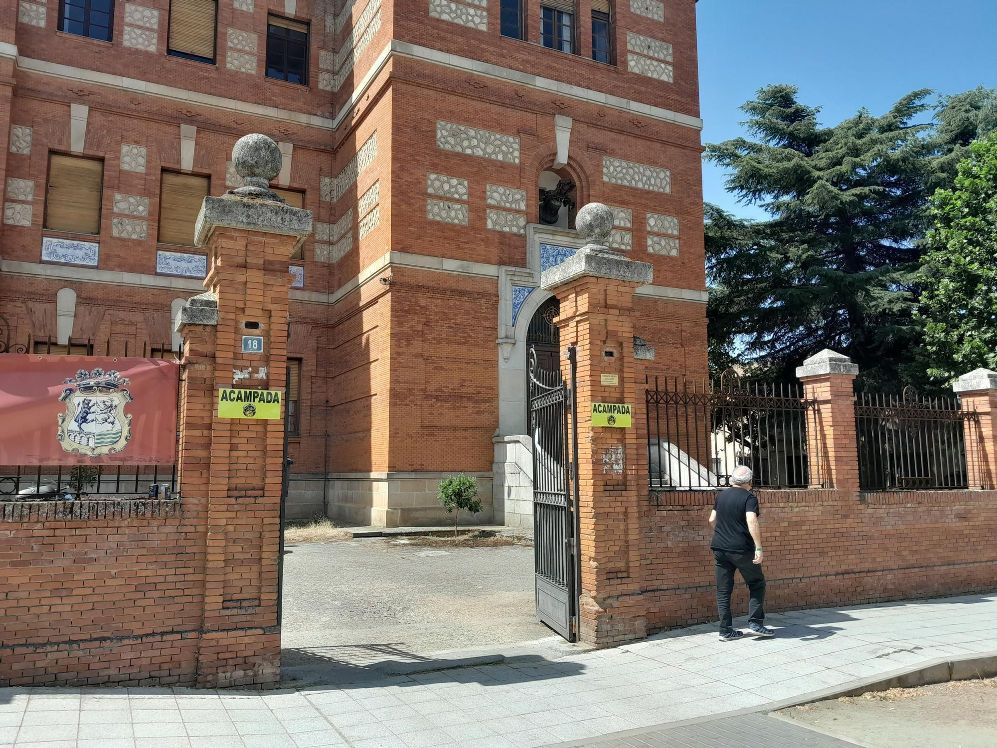 GALERÍA | La concentración "Ruedas Raras" llena Toro de motos y mucho ruido