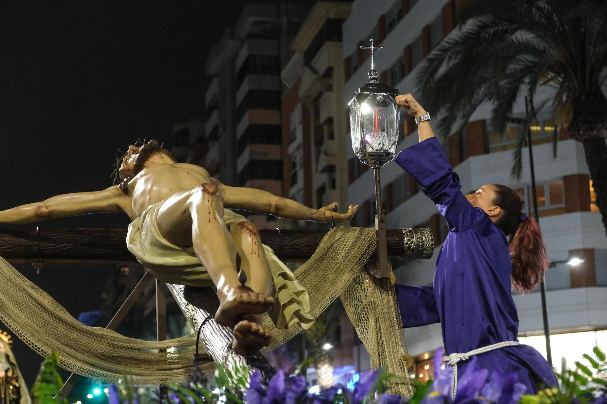 Así han sido las procesiones de la tarde de Domingo de Ramos en Alicante