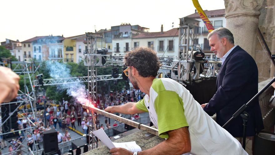 Brea: «Las ferias de Plasencia se viven en la calle y de día, no tienen comparación»