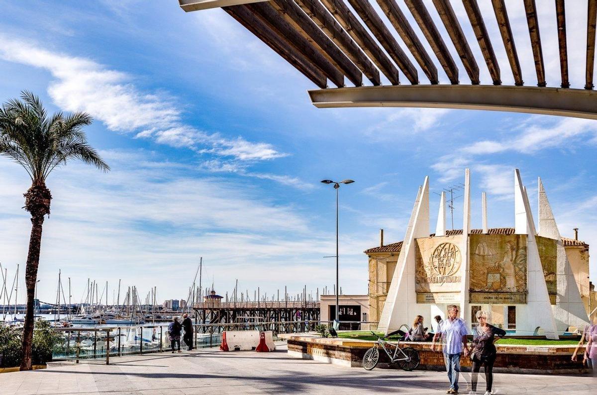 Paseo marítimo de Torrevieja, Alicante