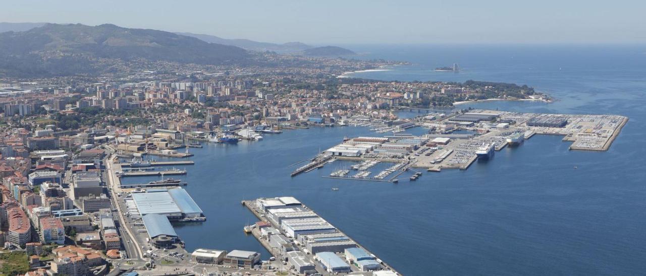 Vista aérea de las instalaciones delPuerto en O Berbés y Bouzas.