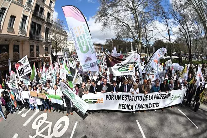 La manifestación de médicos en Madrid, en imágenes