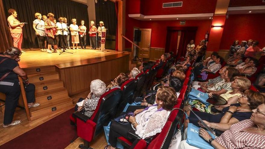 Los centros de promoción de la mujer se reivindican en su 60 aniversario