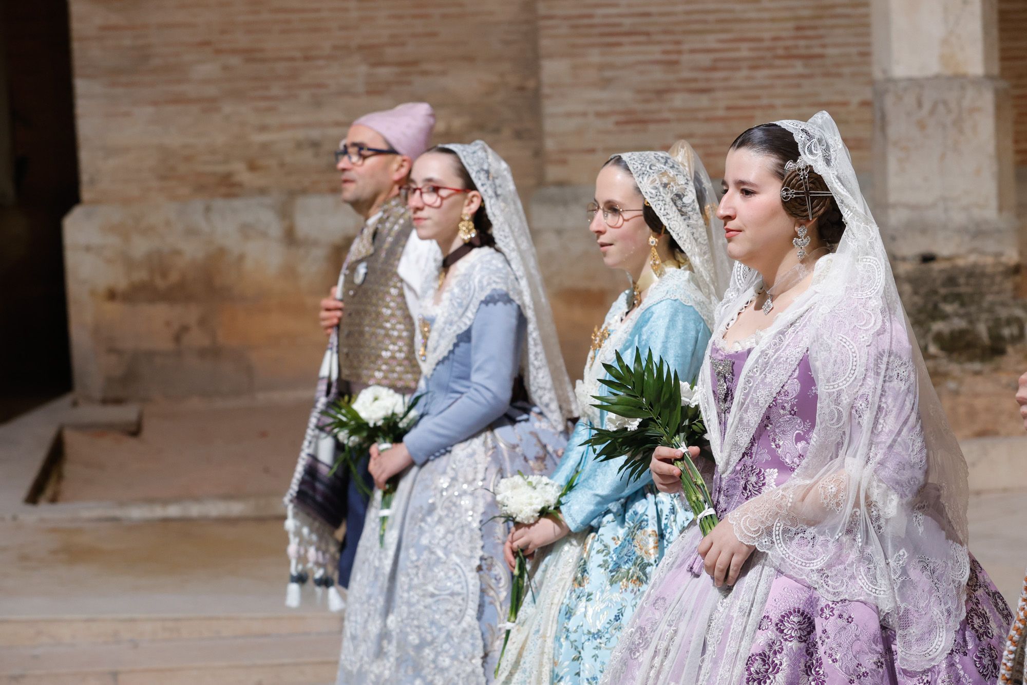 Todas las fotos de la Ofrenda del 17 de marzo por la calle San Vicente de 19:00 a 20:00 horas