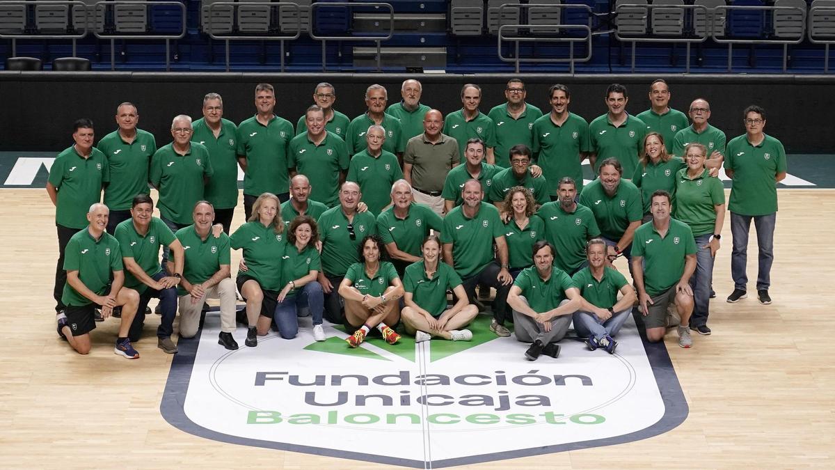 Imagen de la presentación de los cuatro equipos del Unicaja en el FIMBA de Italia.